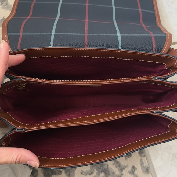 Burberry - Picture 14 of 16